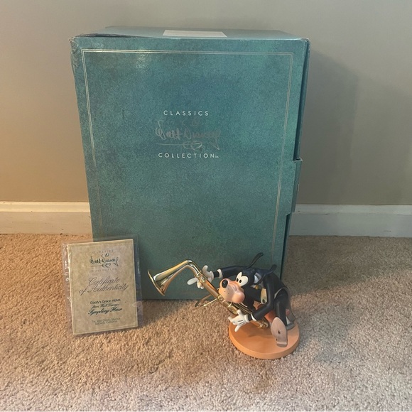 WDCC Goofy’s Grace Notes from Walt Disney’s Symphony Hour NIB w COA - Picture 1 of 10